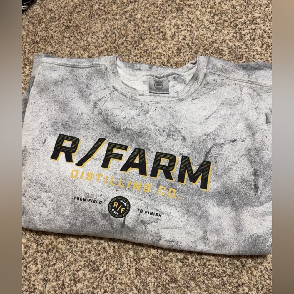 R/Farm Distilling Co. Gray Sweatshirt